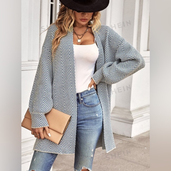 Beautiful NWT Chevron weave Aquamarine Sweater - Picture 1 of 7